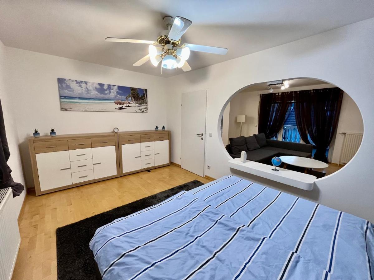 Traum Apartment Mit Pool+Balkon Wien Exterior foto
